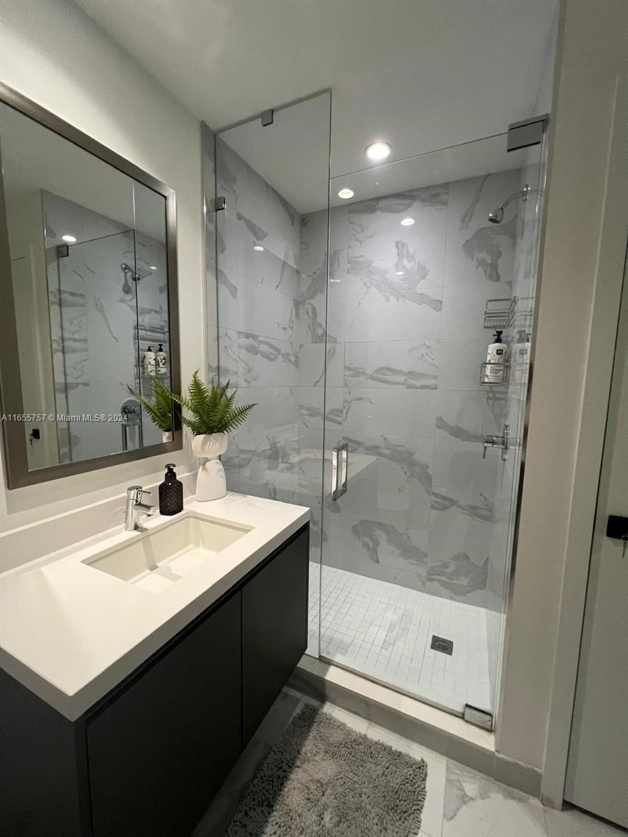 851 NE 1st Ave # 2309