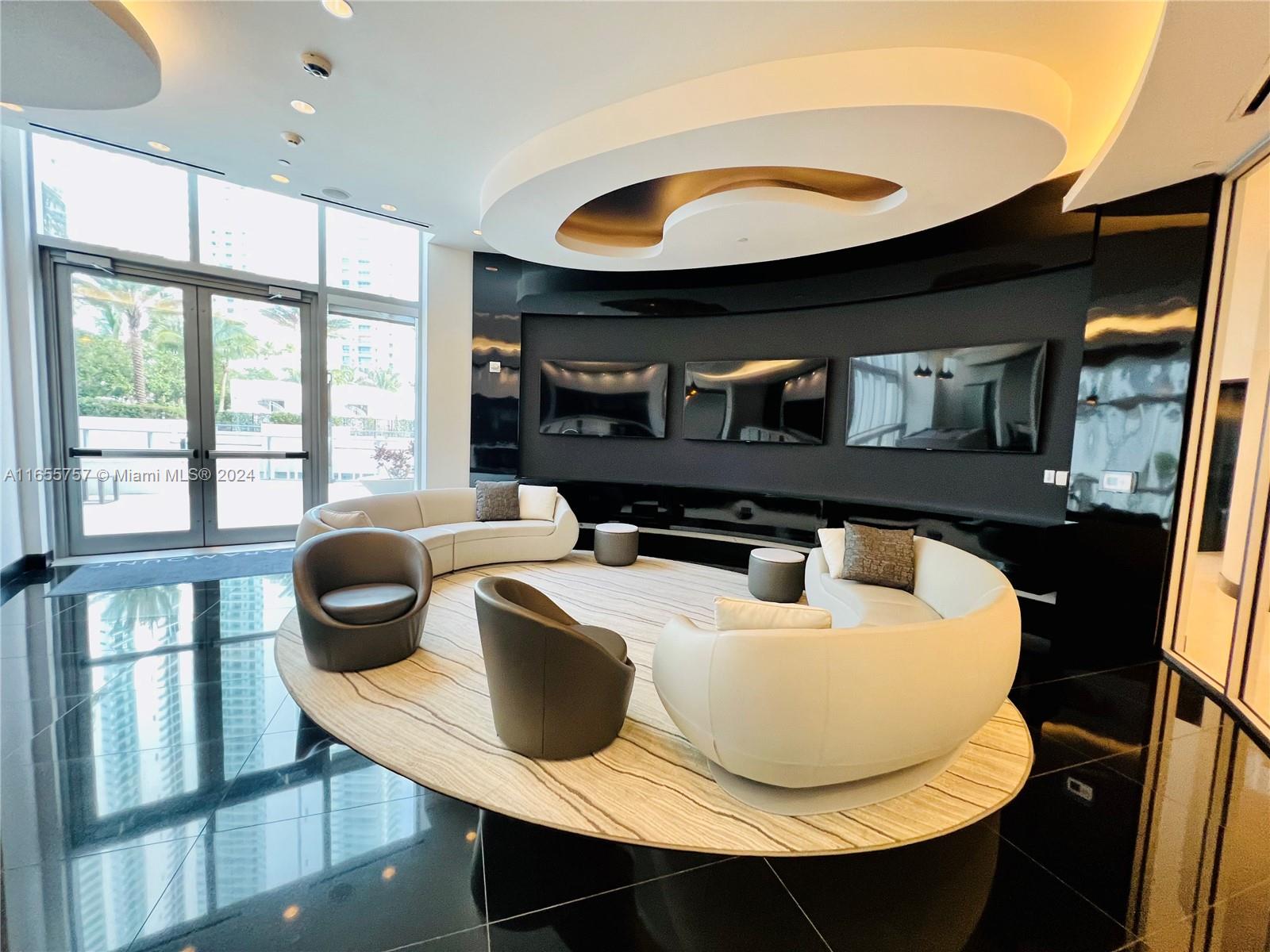 851 NE 1st Ave # 2309