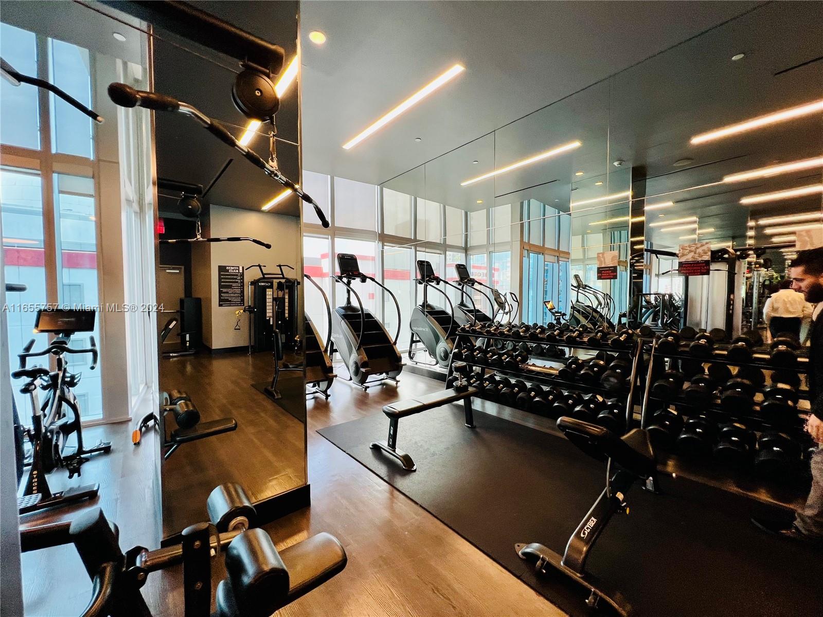 851 NE 1st Ave # 2309