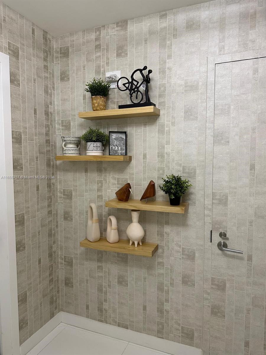 851 NE 1st Ave # 2309