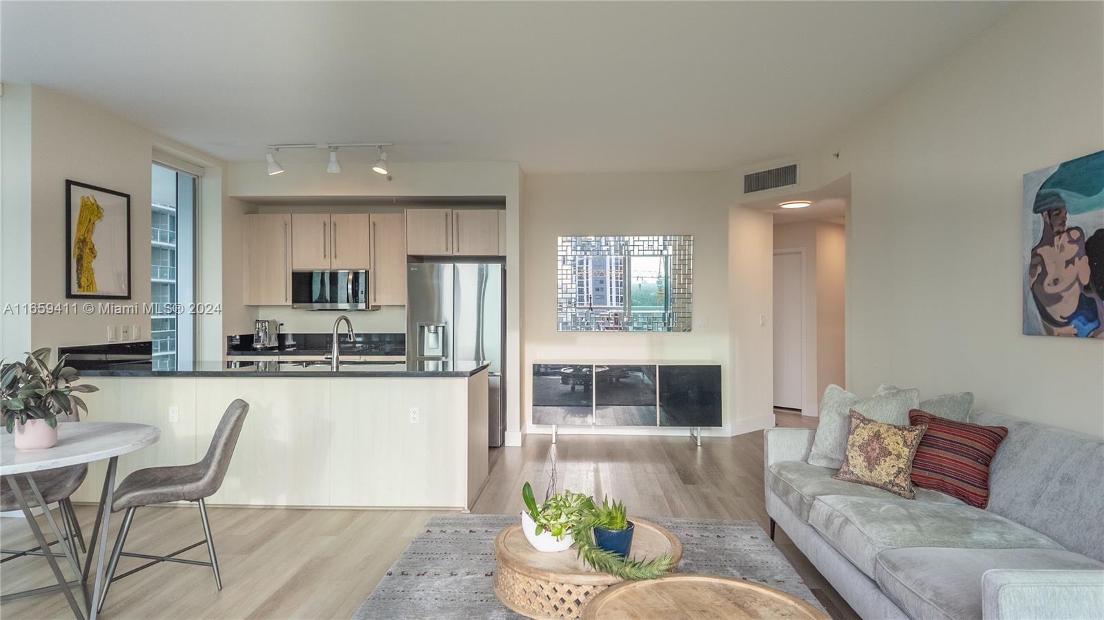 79 SW 12th St Unit: 1712-S