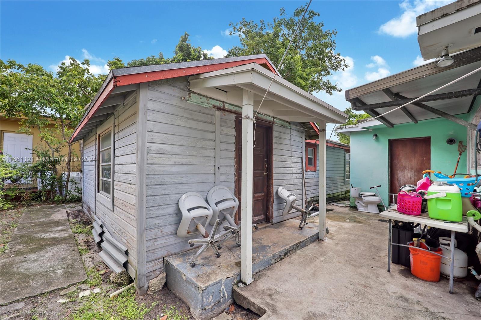 3389 NW 14th Ave