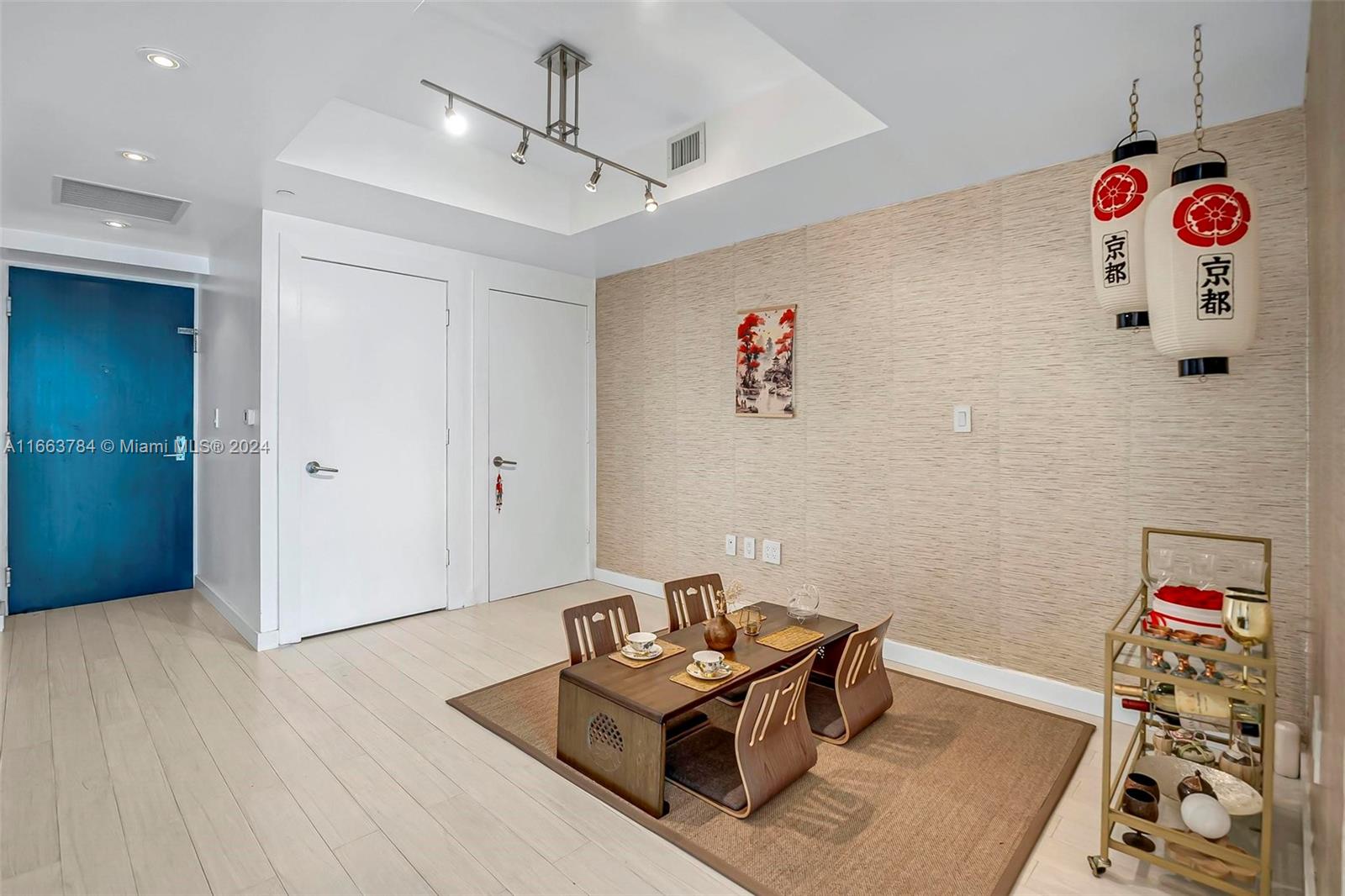 500 Brickell Ave # 2900