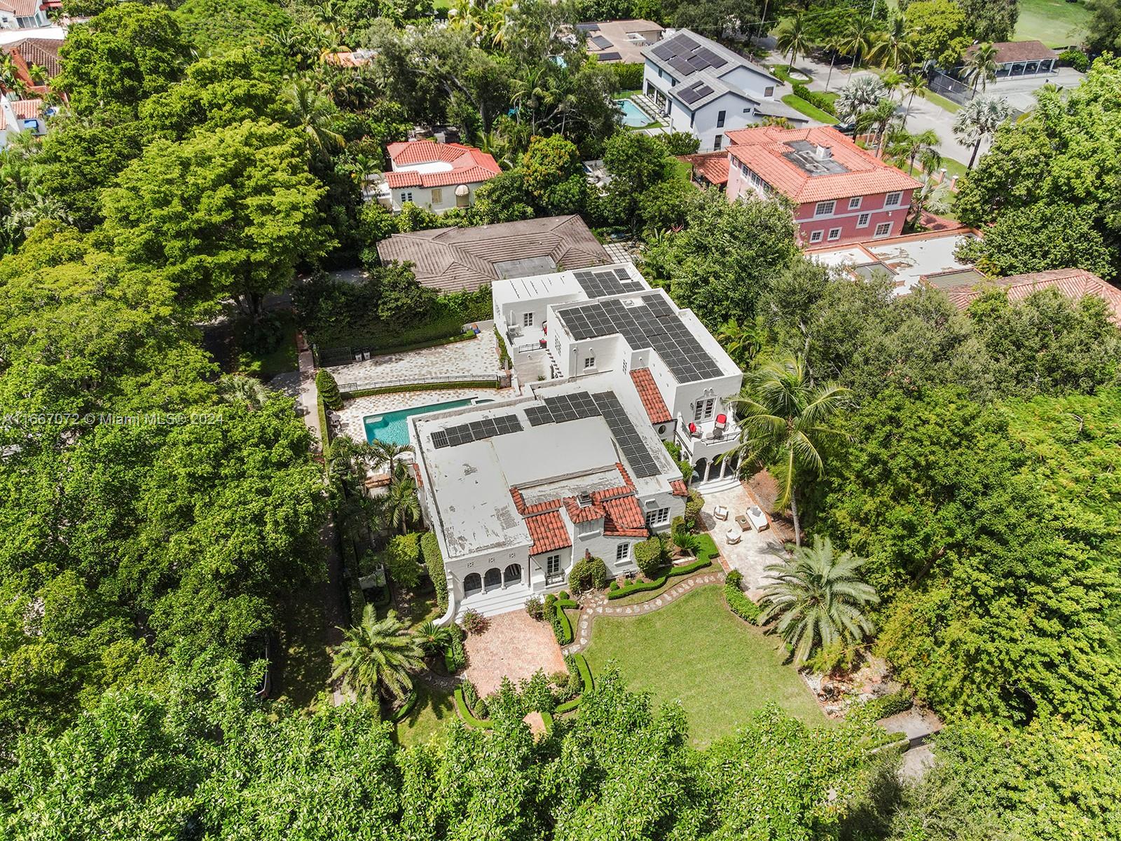 2114 Granada Blvd