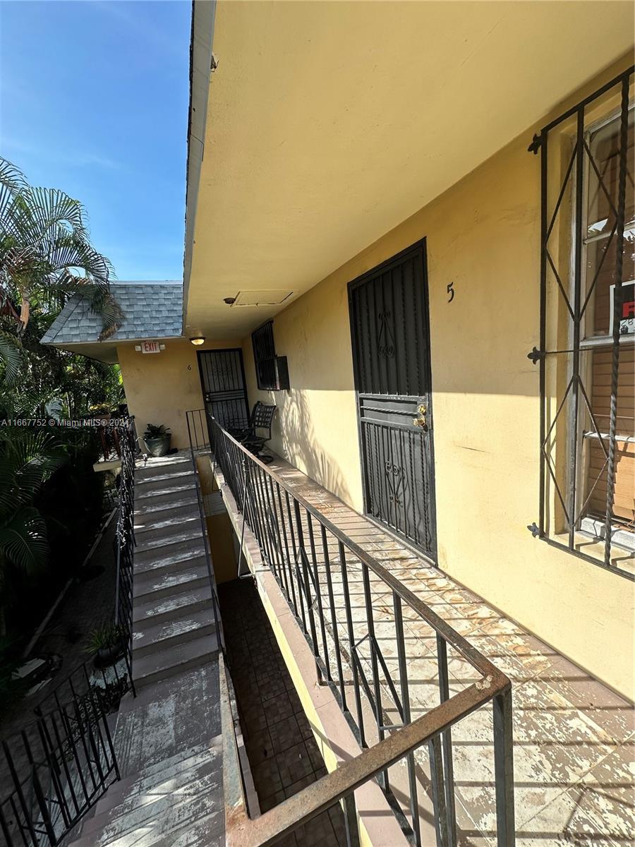 1336 SW 3rd St # 5