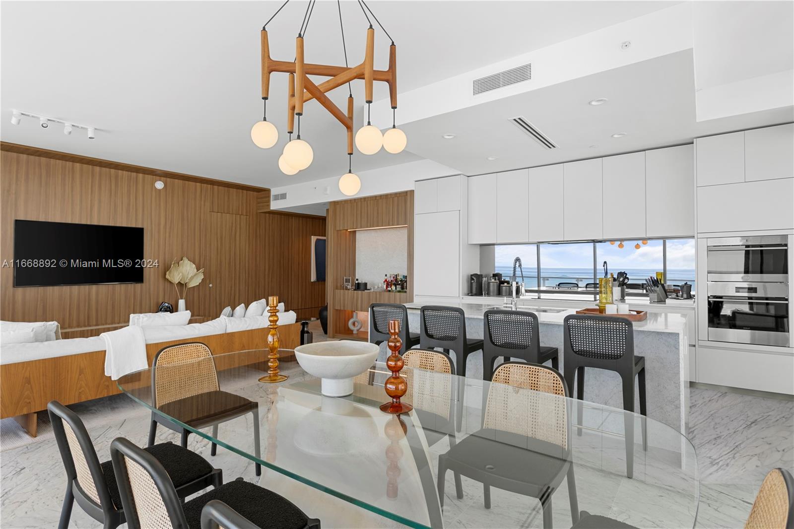 5775 Collins Ave # 503