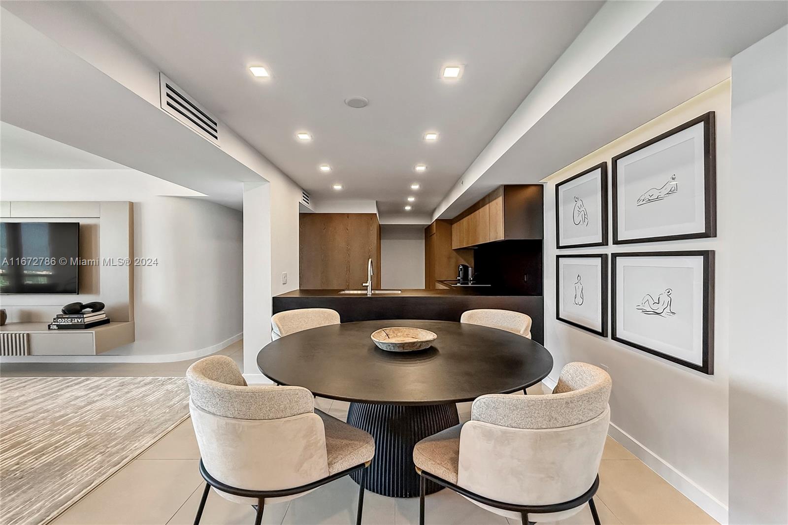 650 West Ave # 2610