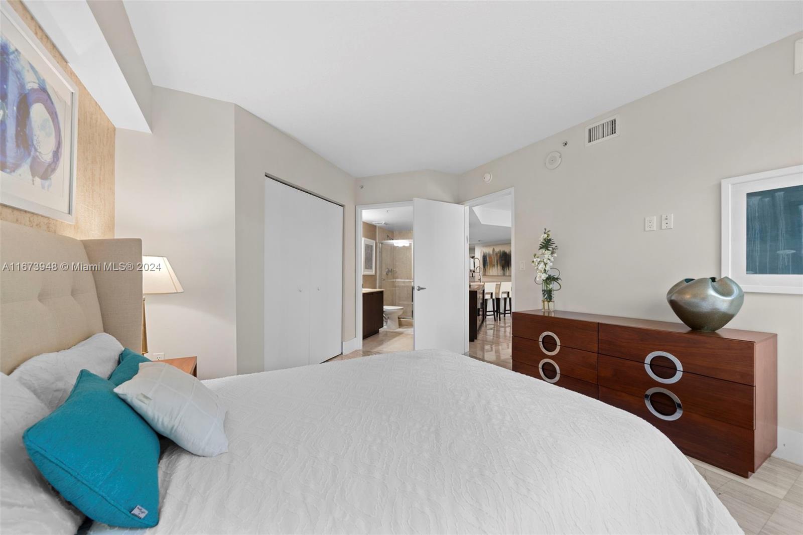 250 Sunny Isles Blvd # 501 Unit: 3-501