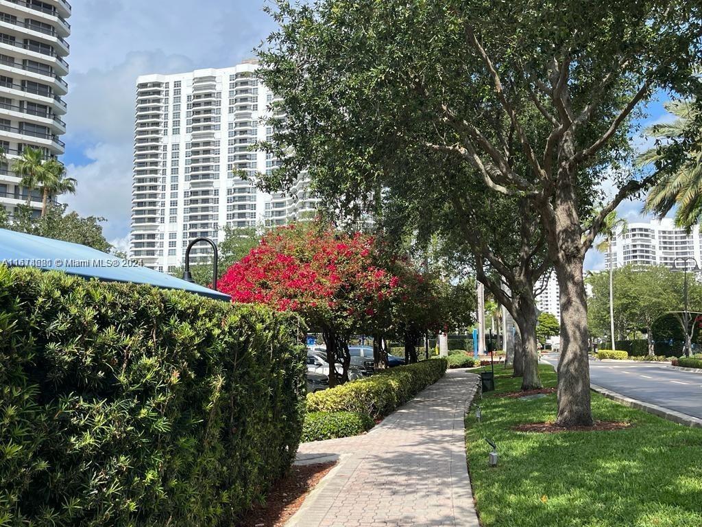 3530 Mystic Pointe Dr # 2504