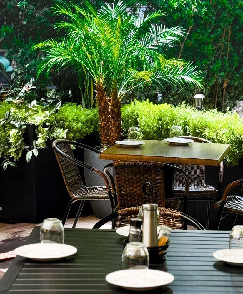 3530 Mystic Pointe Dr # 2504