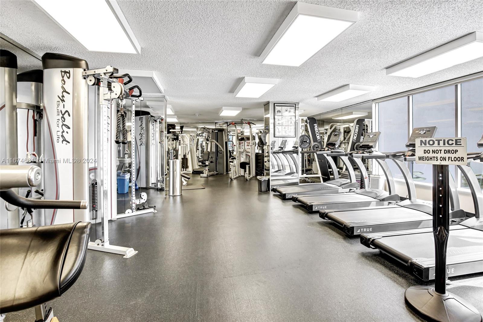 3530 Mystic Pointe Dr # 2504