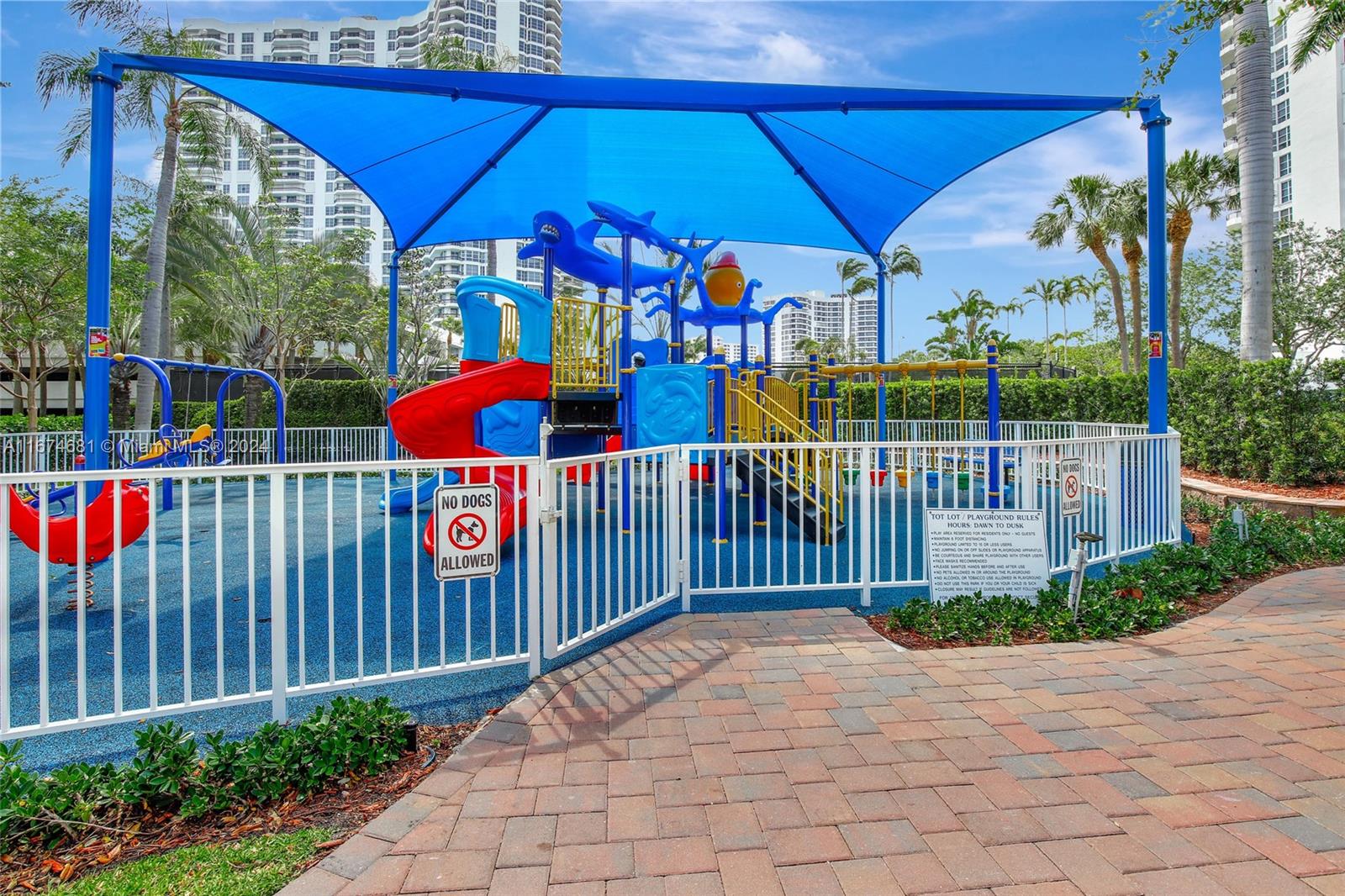 3530 Mystic Pointe Dr # 2504