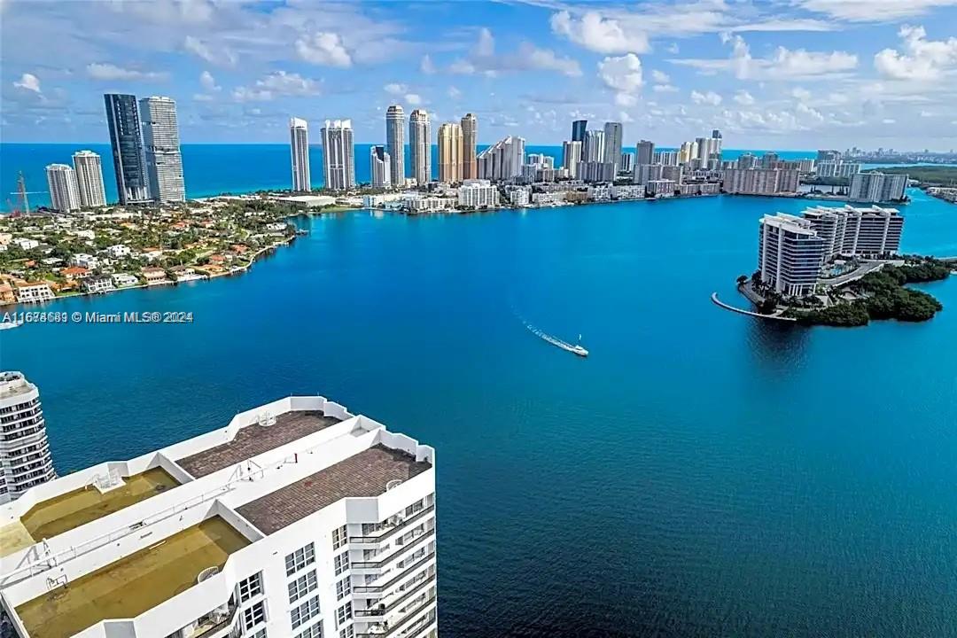 3530 Mystic Pointe Dr # 2504