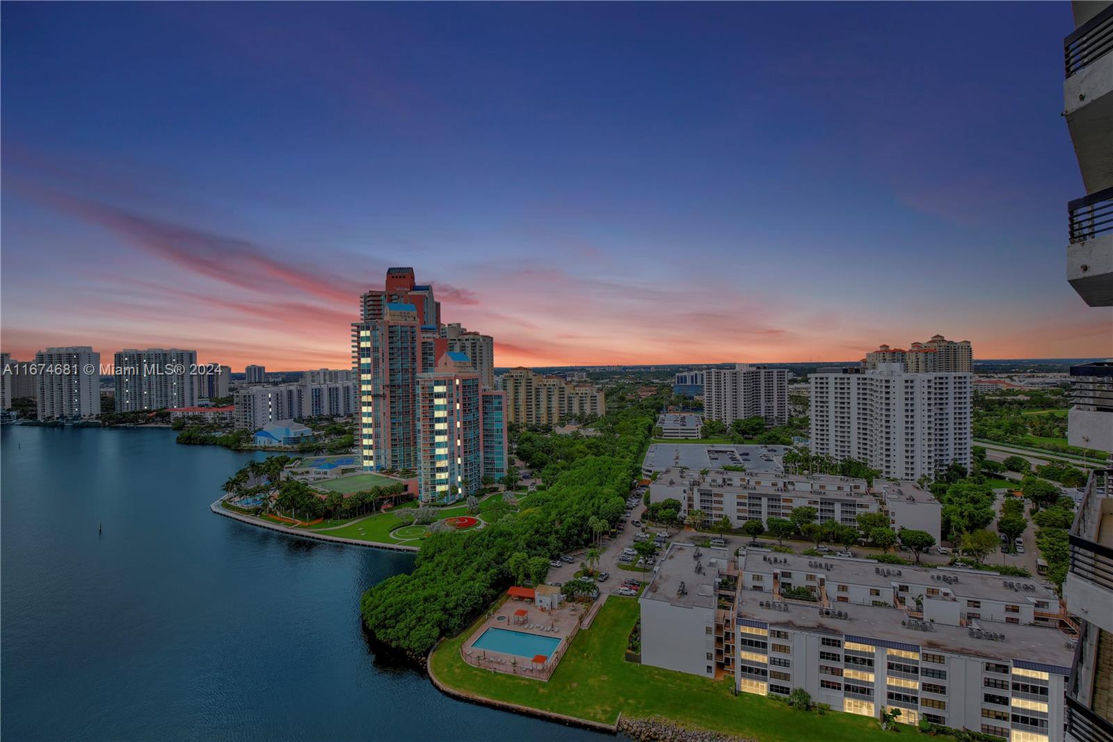 3530 Mystic Pointe Dr # 2504