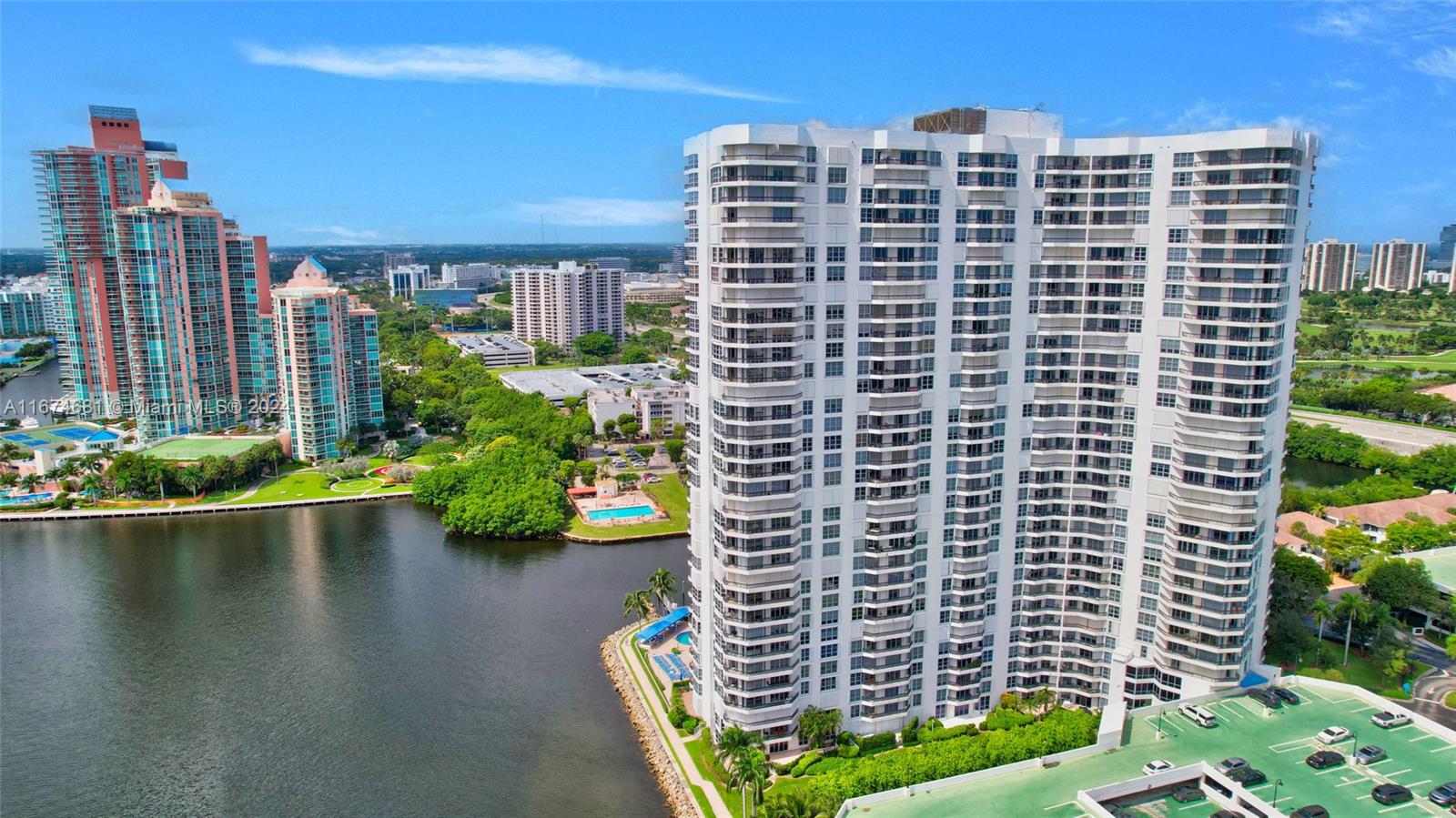 3530 Mystic Pointe Dr # 2504