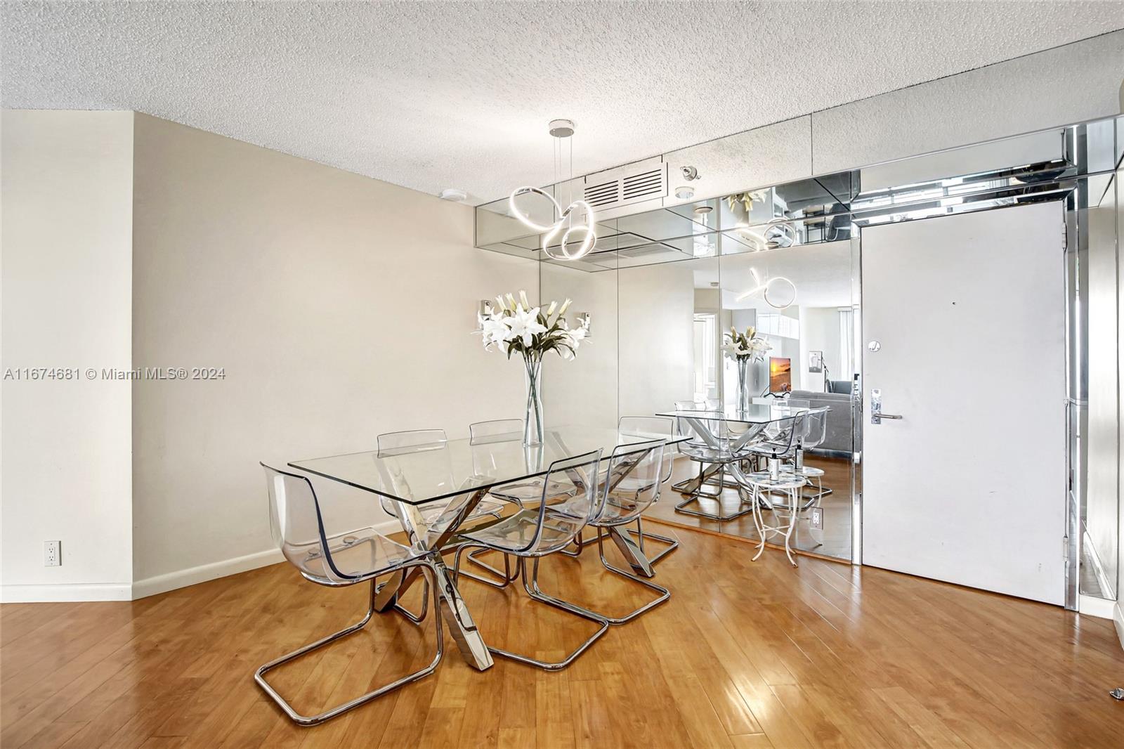 3530 Mystic Pointe Dr # 2504