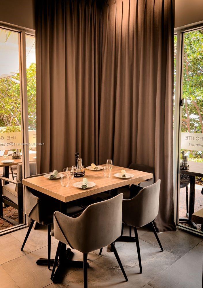 3530 Mystic Pointe Dr # 2504