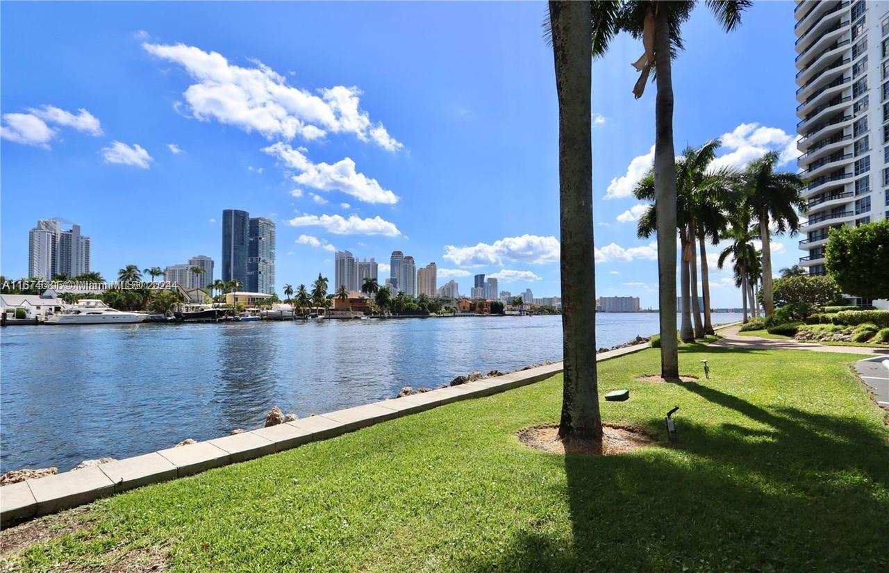 3530 Mystic Pointe Dr # 2504