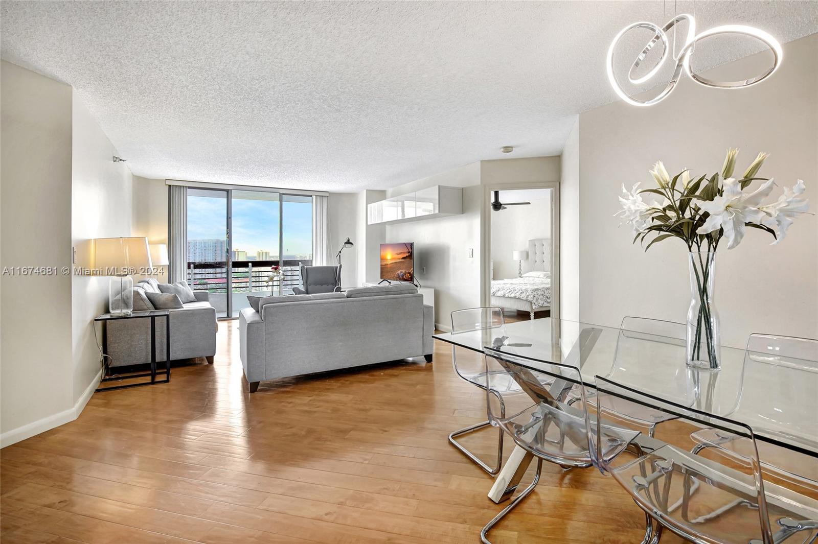 3530 Mystic Pointe Dr # 2504