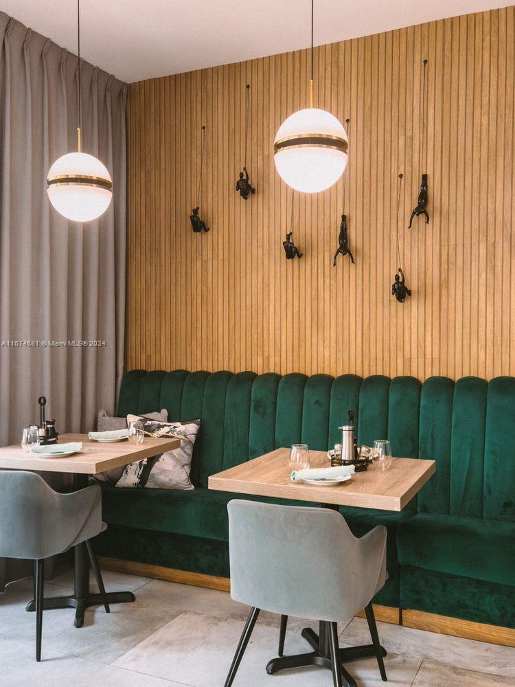 3530 Mystic Pointe Dr # 2504