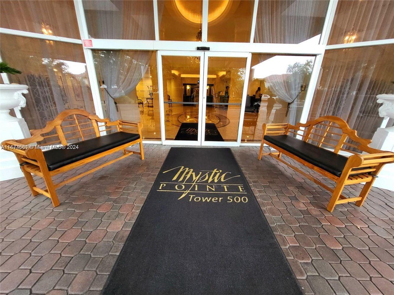 3530 Mystic Pointe Dr # 2504