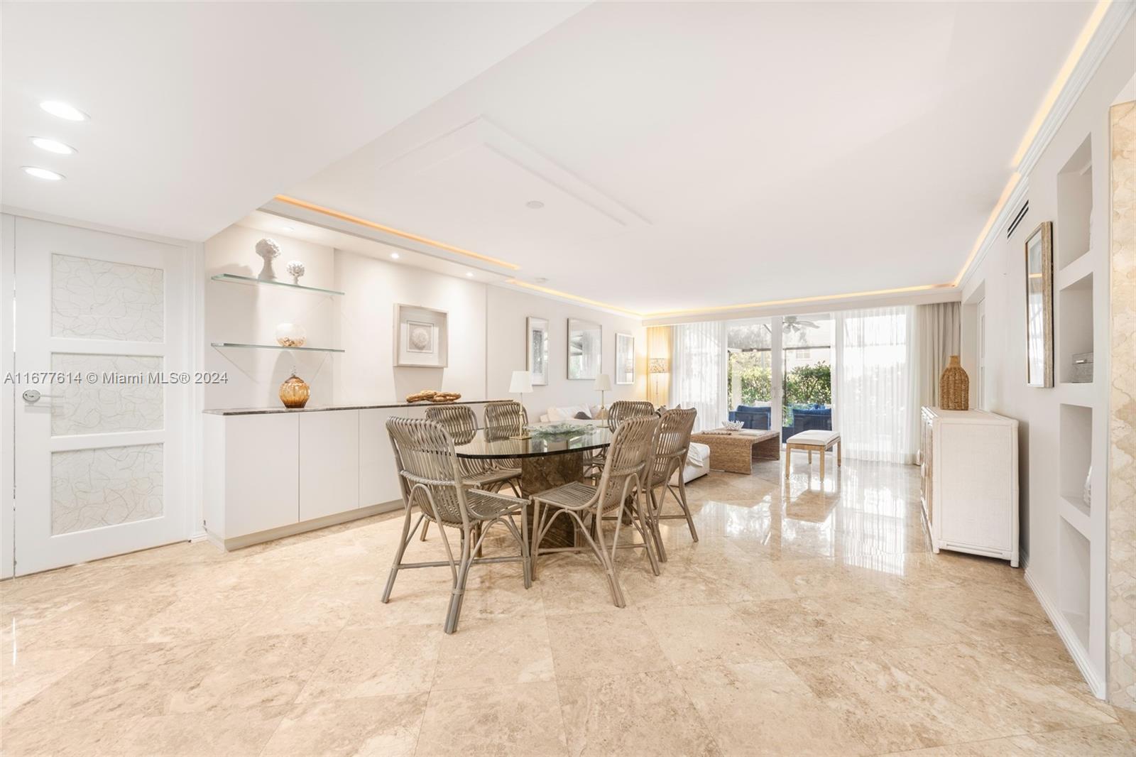 55 Ocean Lane Dr # 1028