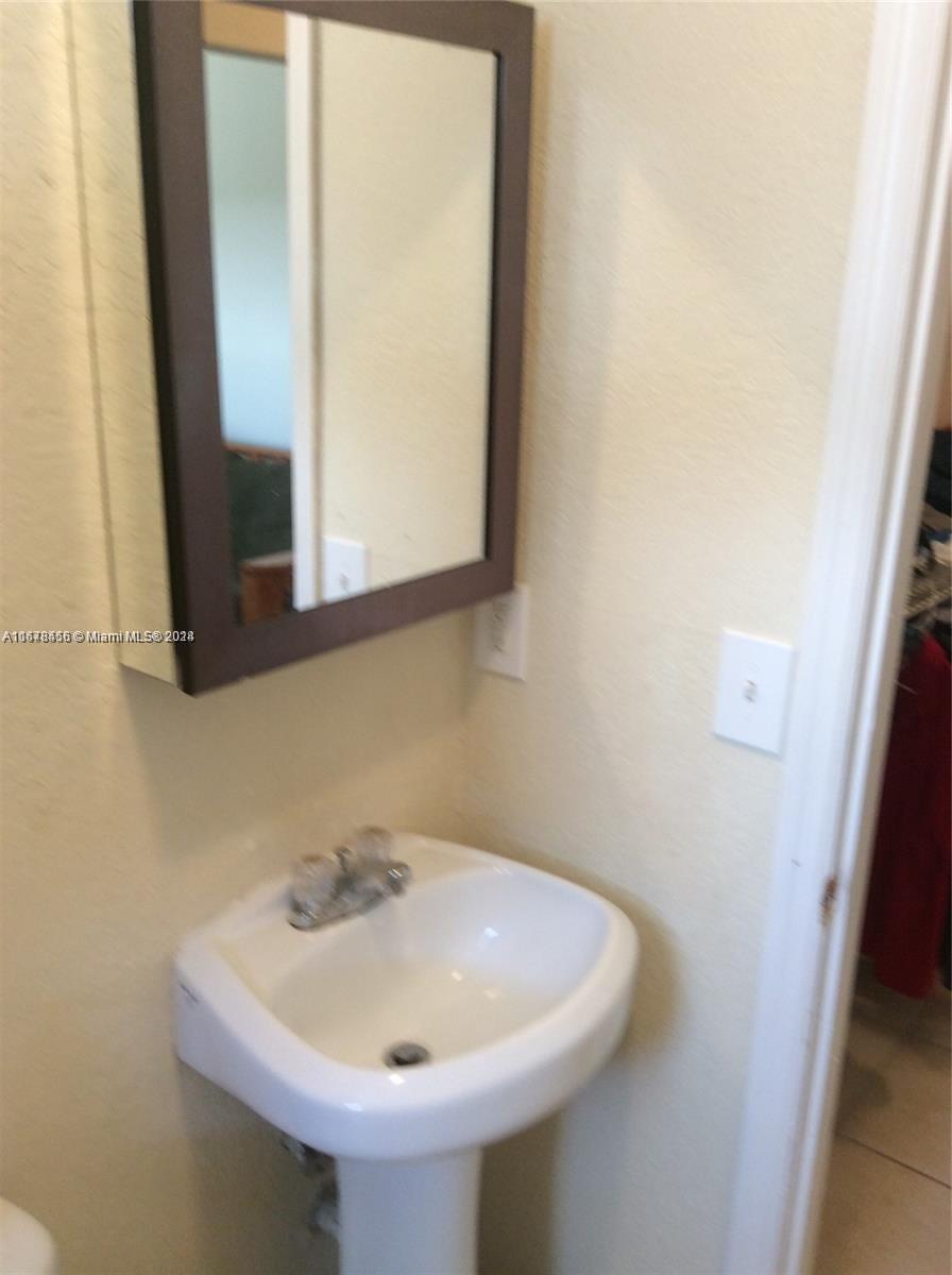 1021 NW 3rd St # 104