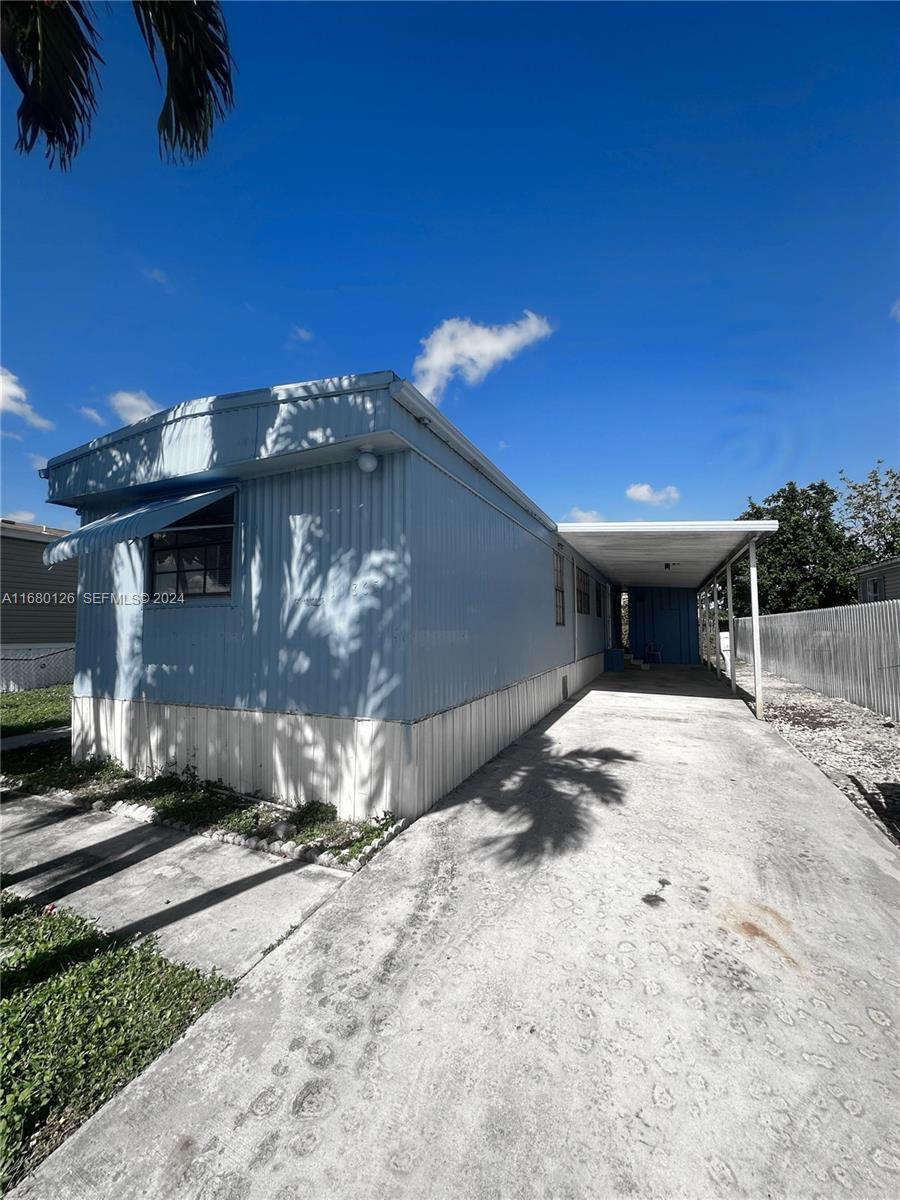 11865 Watergate Circle H