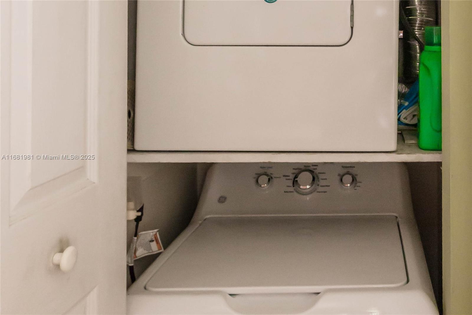 1900 W 54th St # 213