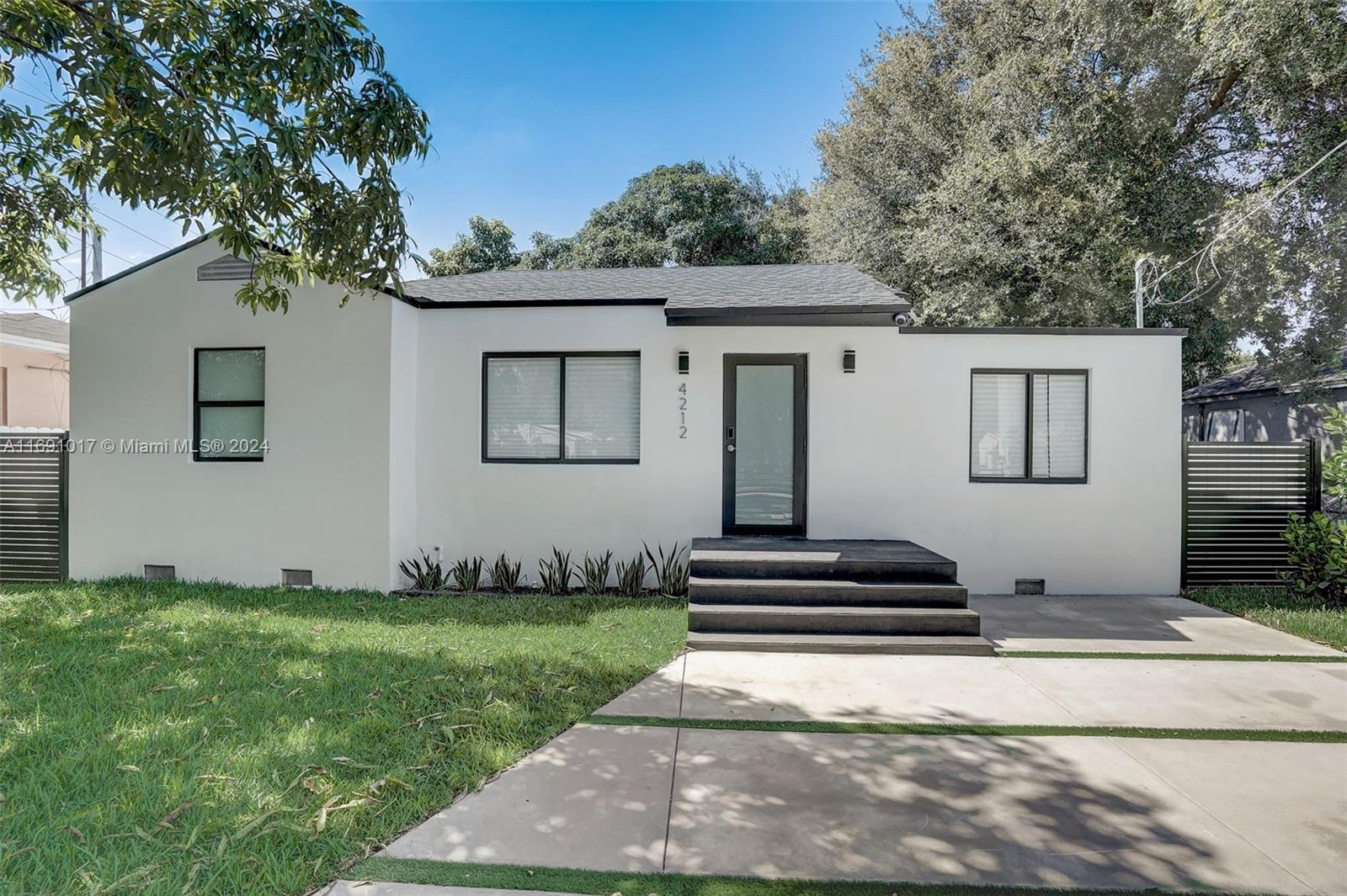 4212 NW 3rd Ave
