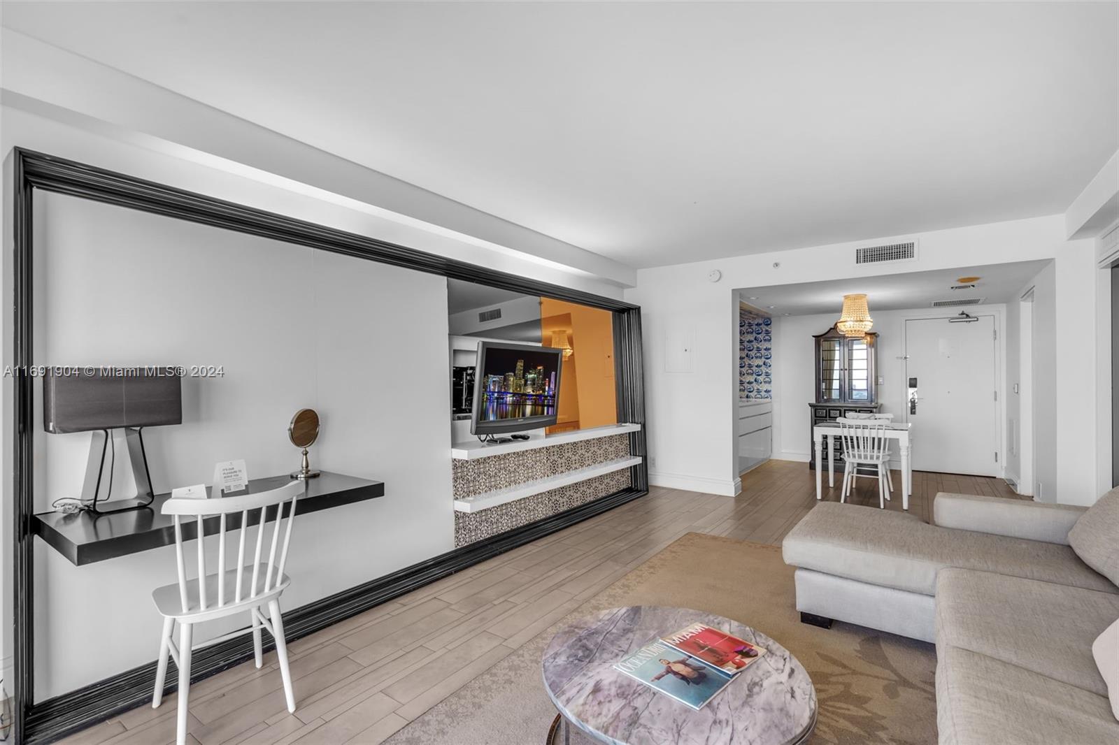 1100 West Ave # 1420