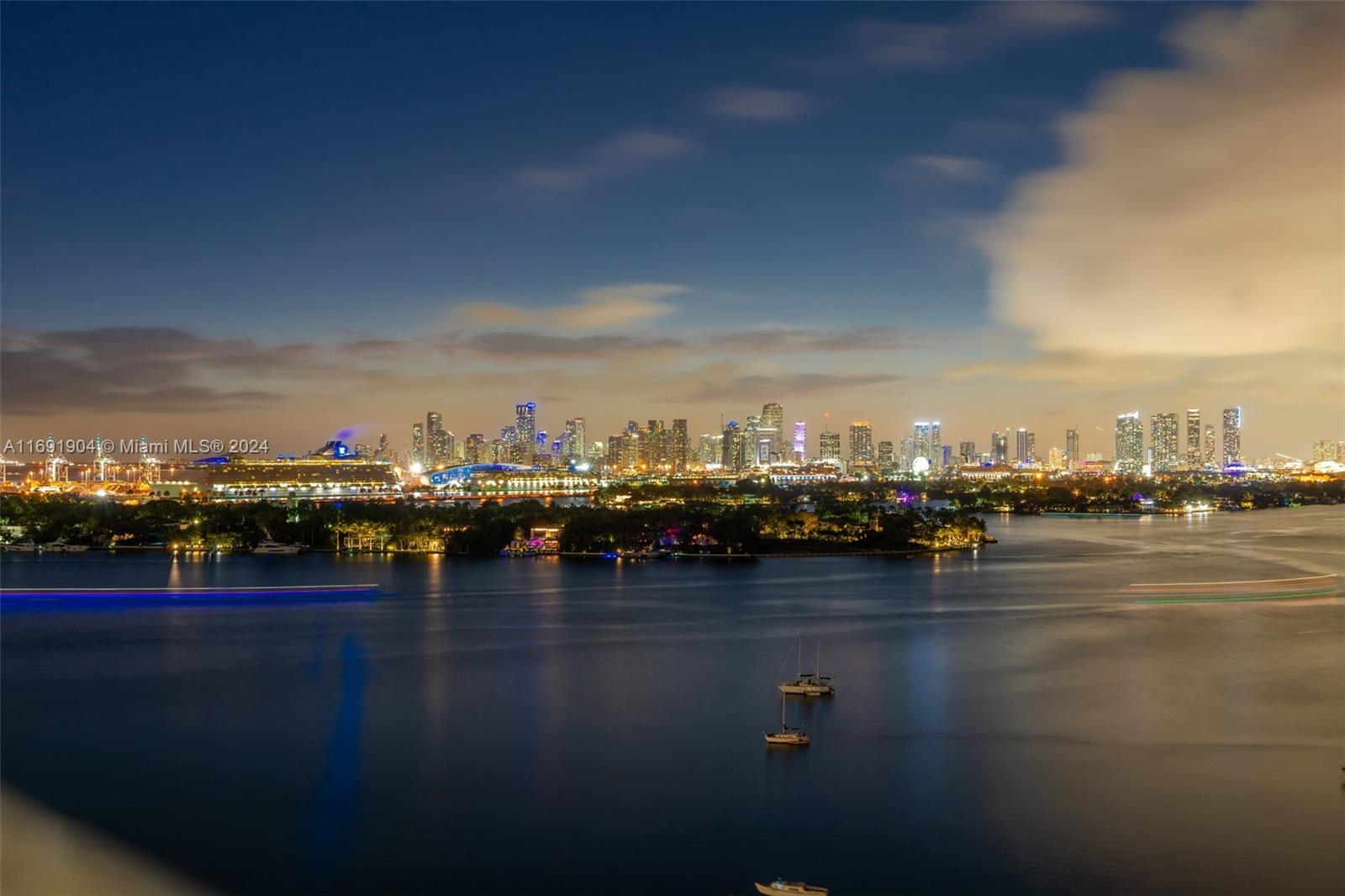 1100 West Ave # 1420