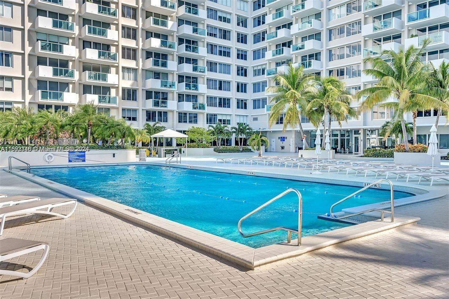1200 West Ave. Unit: PH21