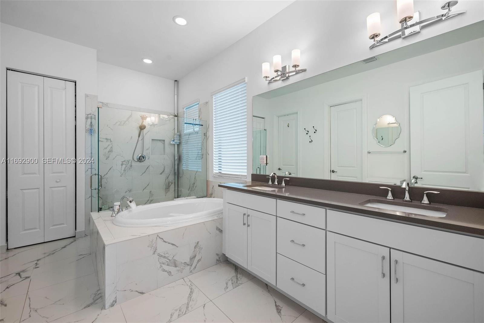 11843 SW 13th Court