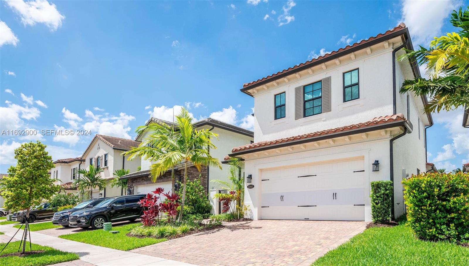 11843 SW 13th Court