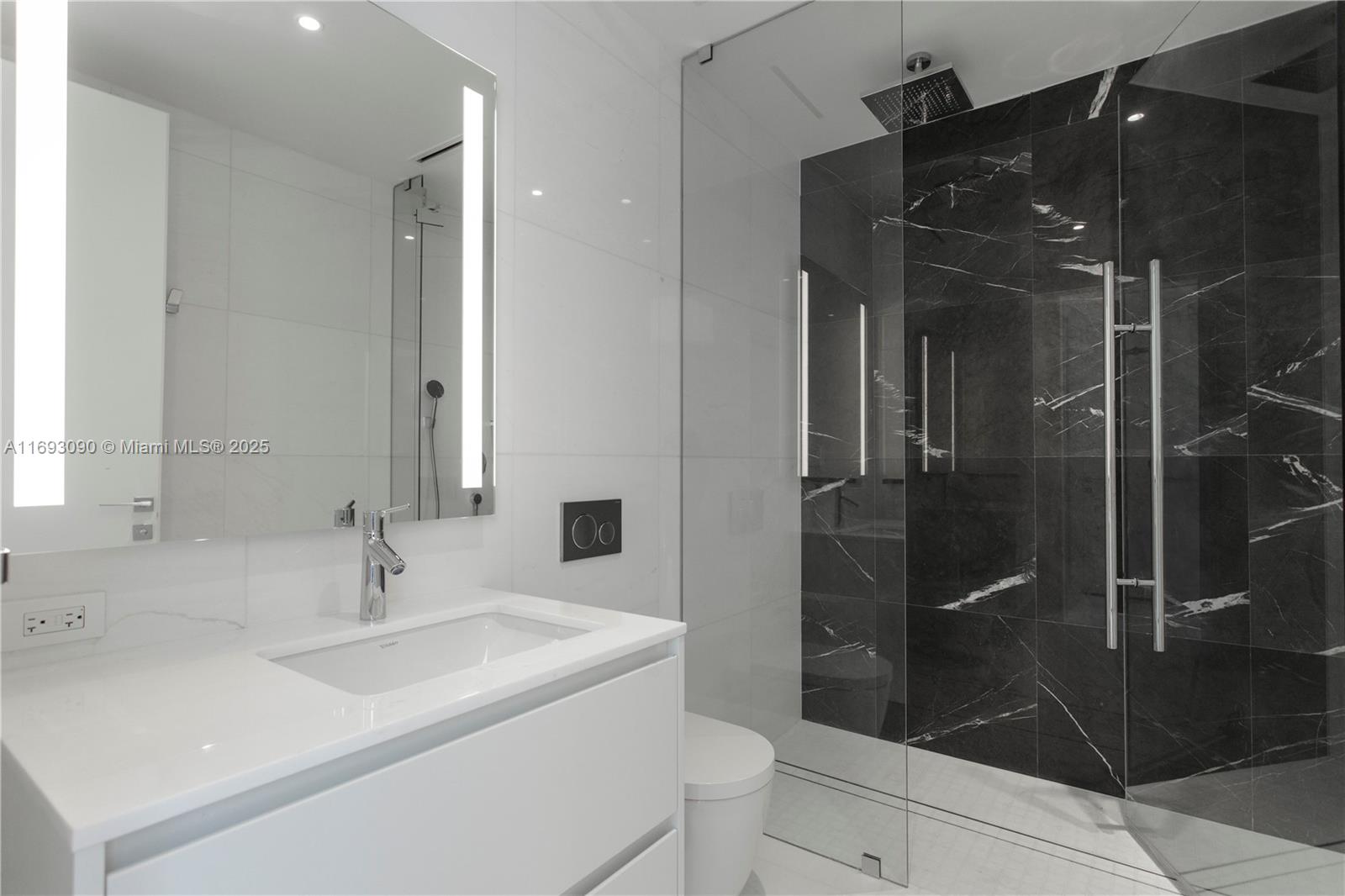 300 BISCAYNE BLVD WAY # 3307