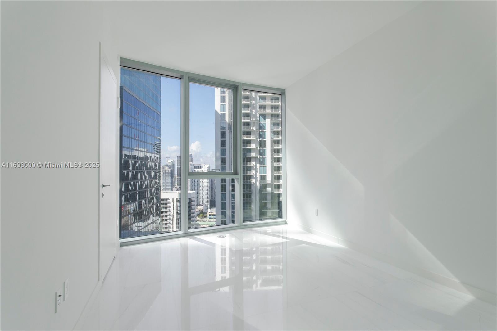 300 BISCAYNE BLVD WAY # 3307