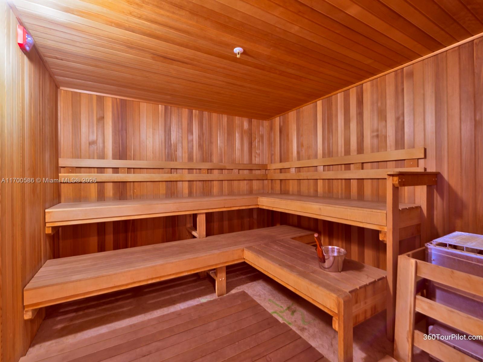 6620 Indian Creek Dr # 613
