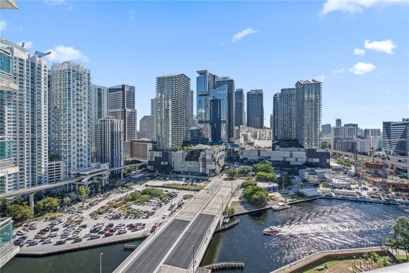 350 S Miami Ave Unit: 2304