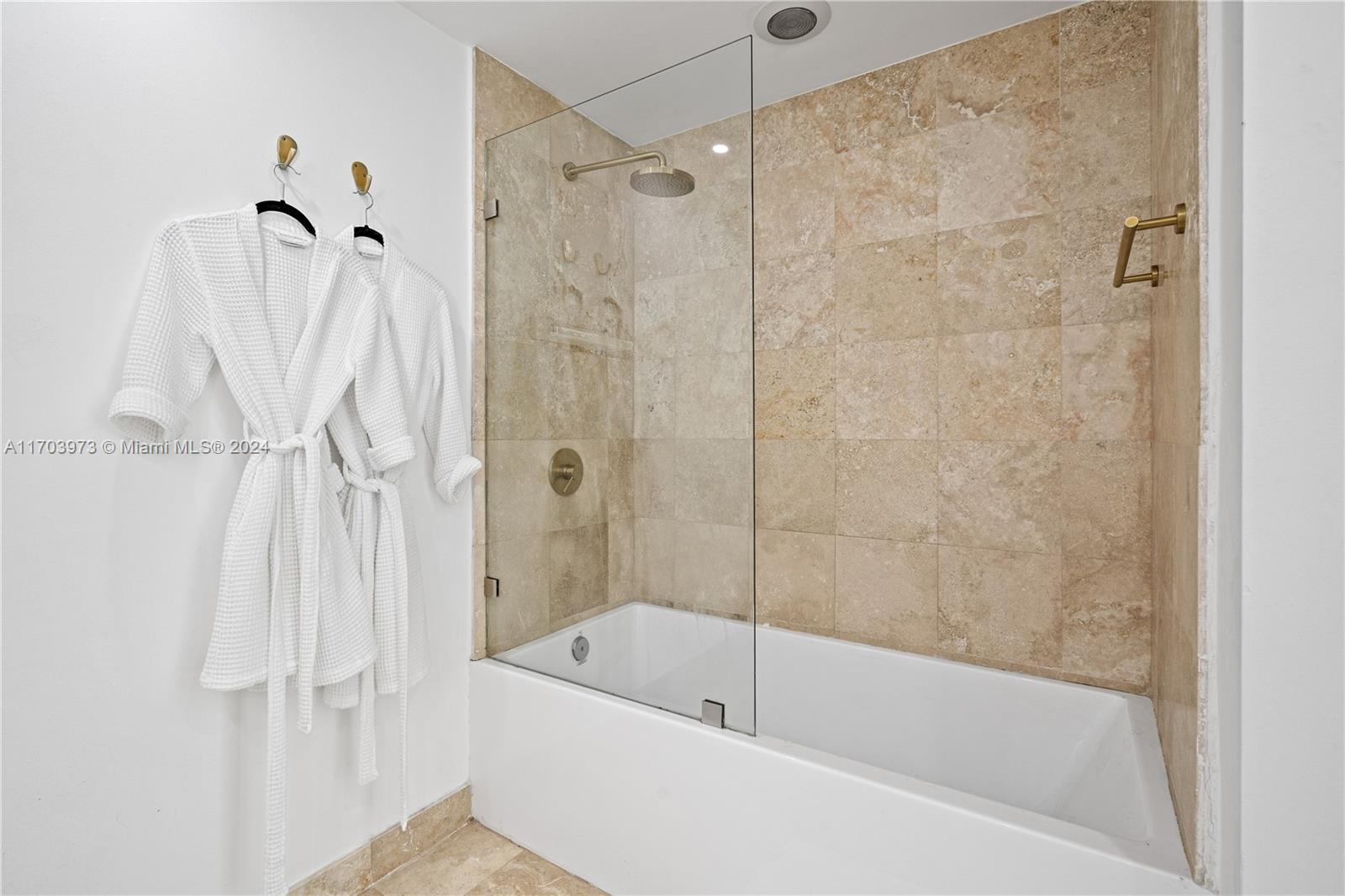 350 S Miami Ave Unit: 2304