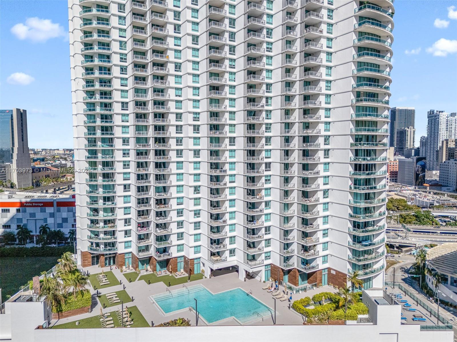 350 S Miami Ave Unit: 2304