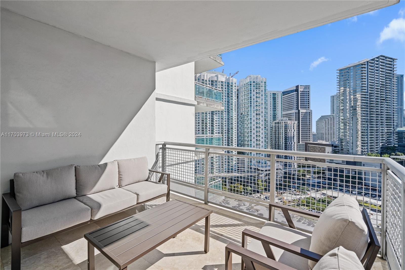 350 S Miami Ave Unit: 2304