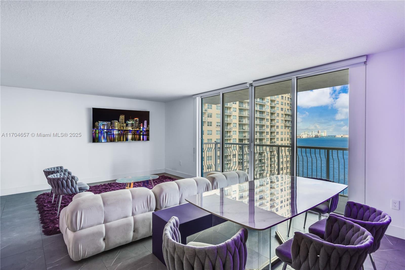 1200 Brickell Bay Dr # 1701