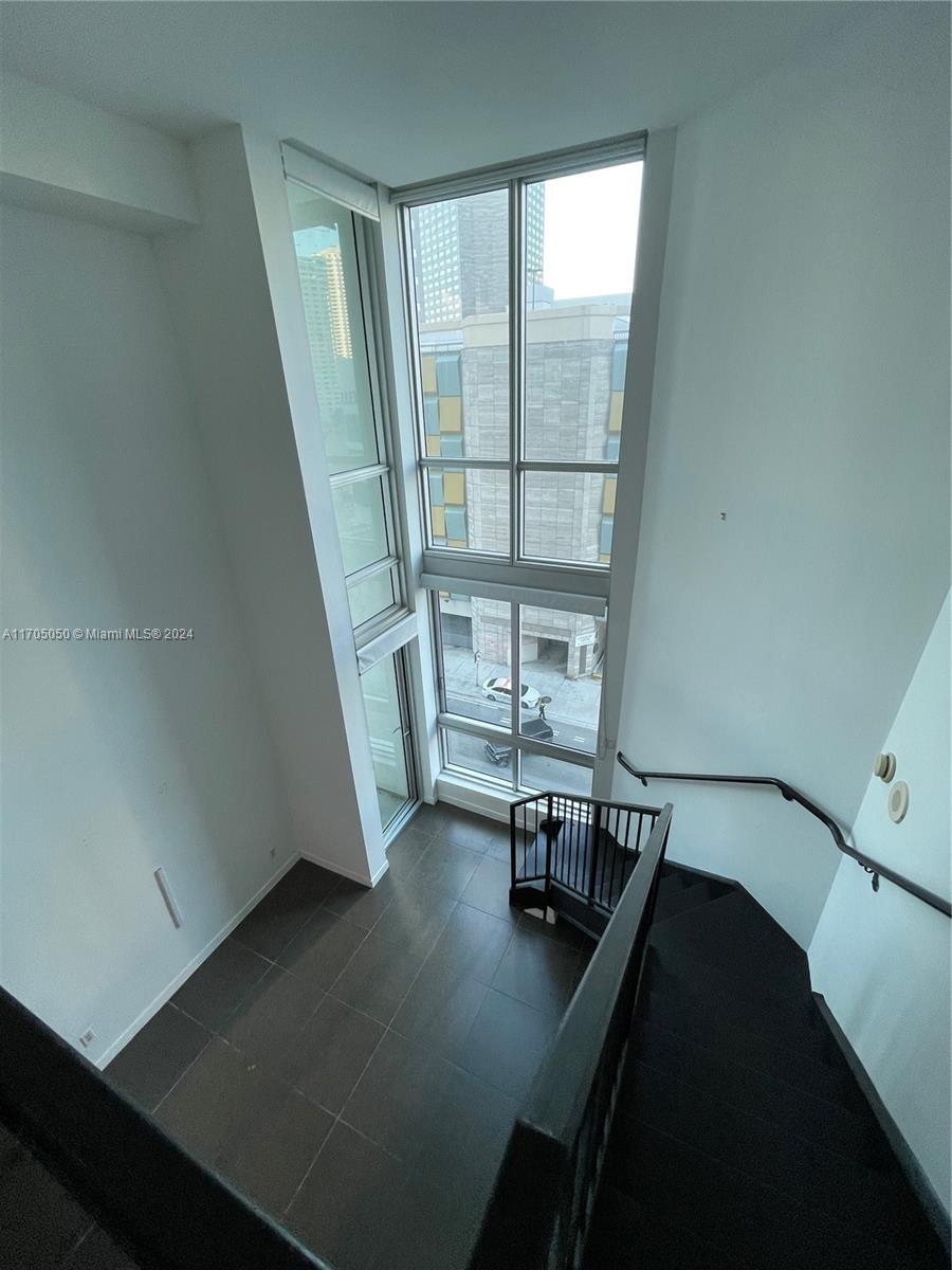 300 S Biscayne Blvd # 630 Unit: L-630