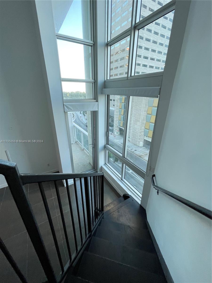 300 S Biscayne Blvd # 630 Unit: L-630