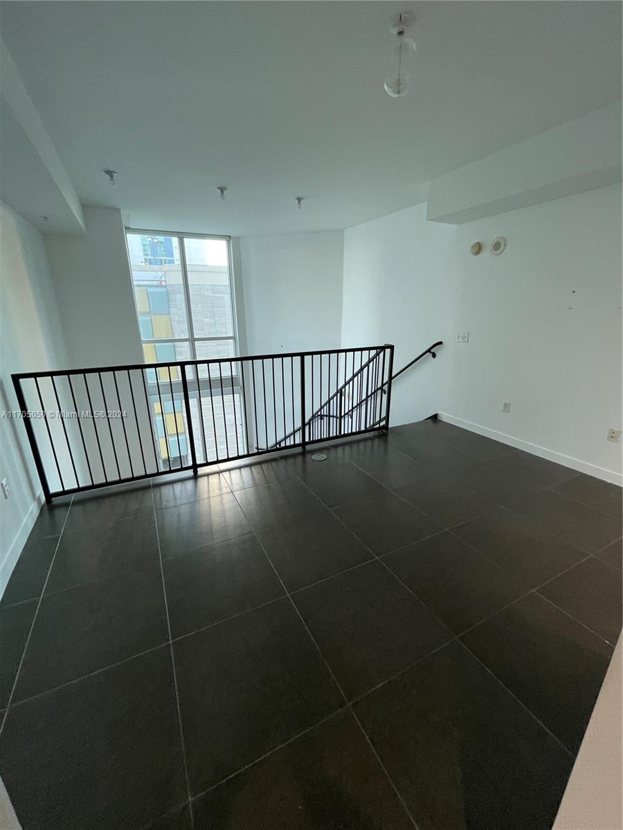 300 S Biscayne Blvd # 630 Unit: L-630