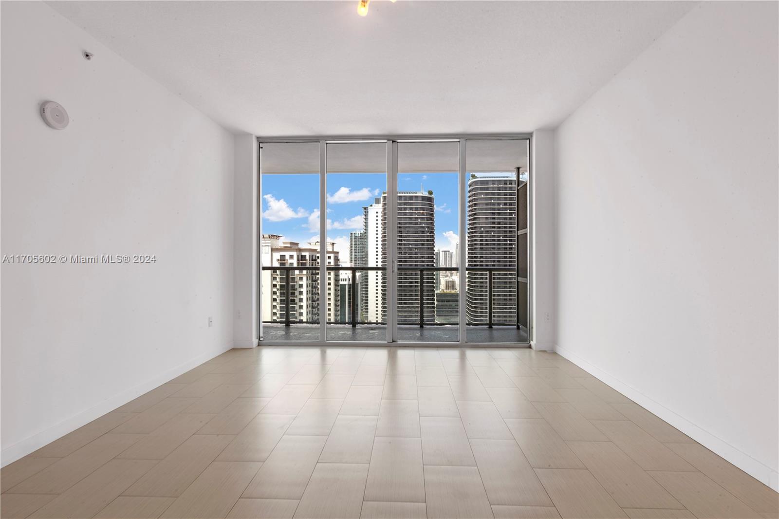 1111 SW 1st Ave Unit: 3721-N