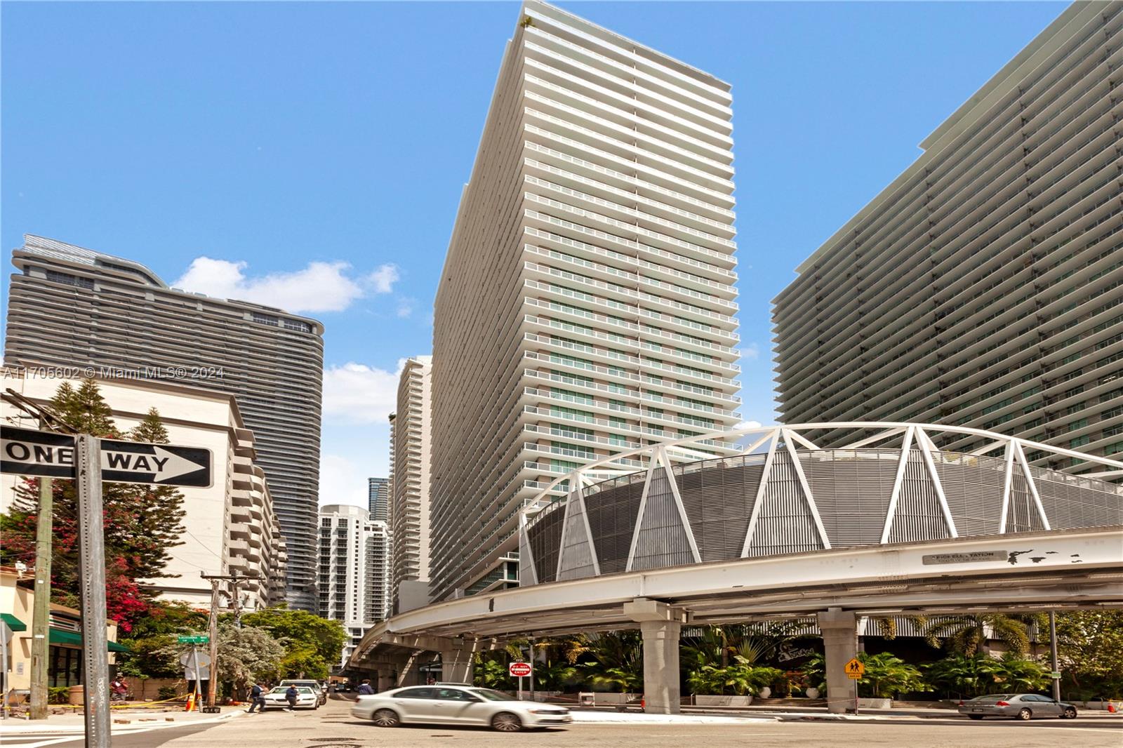 1111 SW 1st Ave Unit: 3721-N