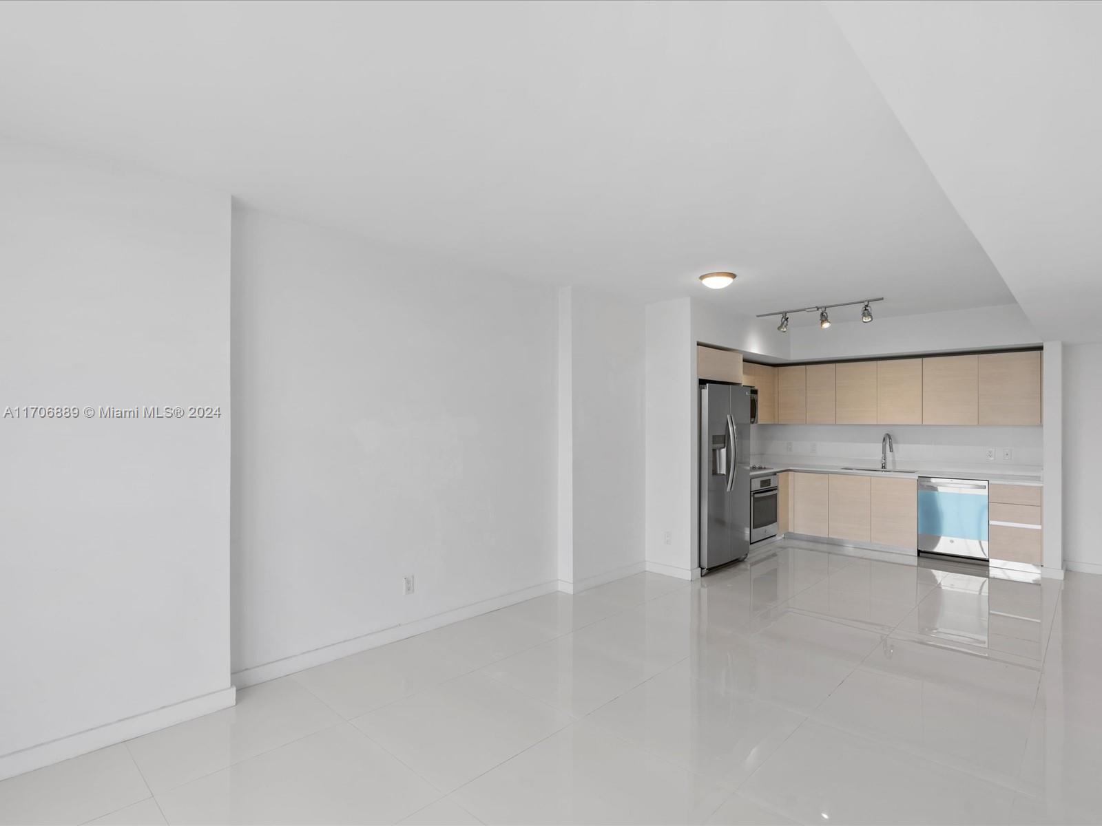 4250 Biscayne Blvd # 1515
