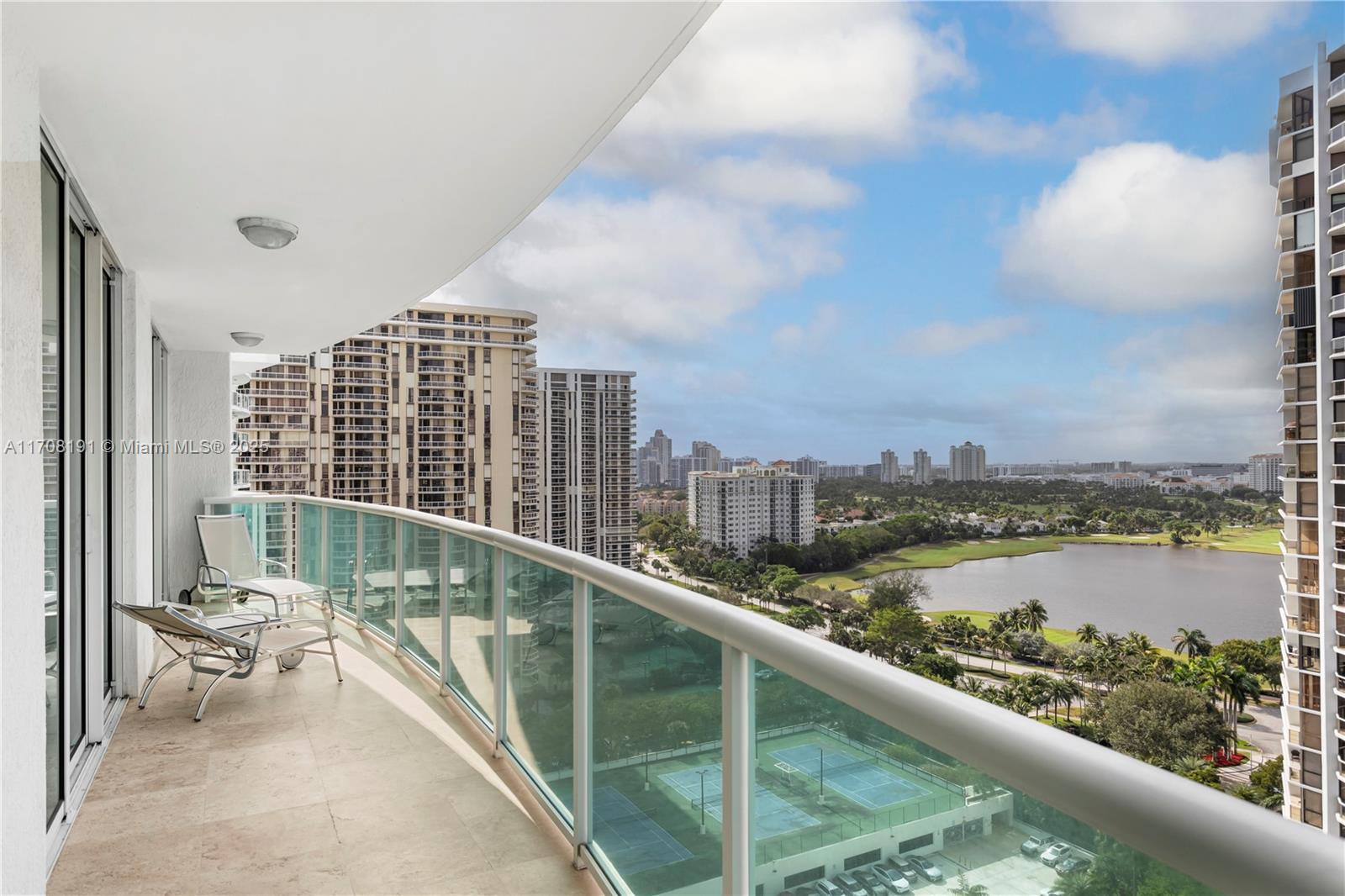 20201 E Country Club Dr # 1902